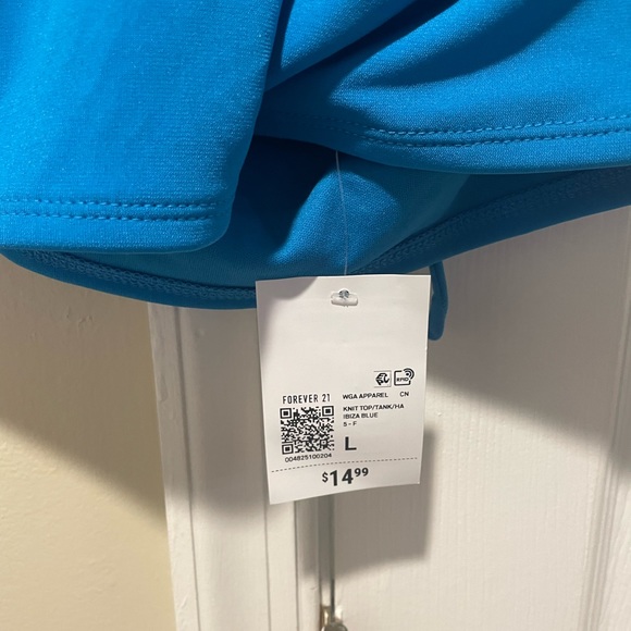 Forever 21 Aqua Blue Halter Top - Picture 2 of 2